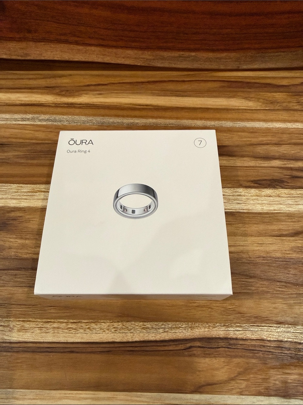 Oura Ring 4 Smart Ring - Silver Finish
